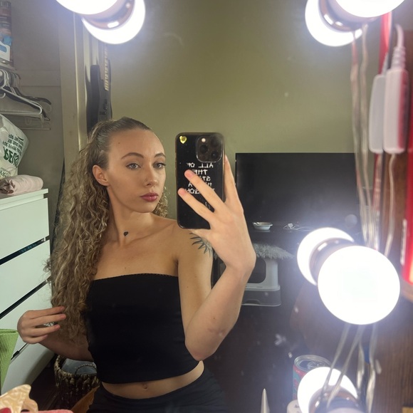 Meet your Posher, Payton - Picture 4 of 4